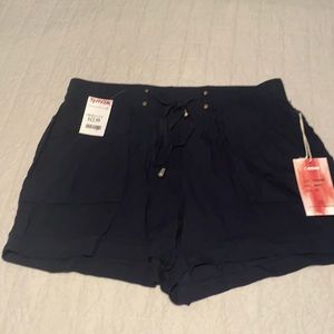 Pull on navy shorts NWT